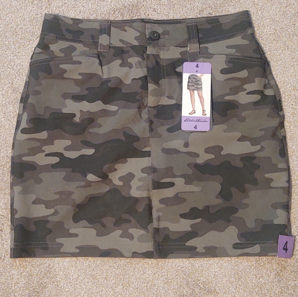Eddie Bauer Camouflage Skort, Size 4